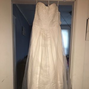 Wedding dress
